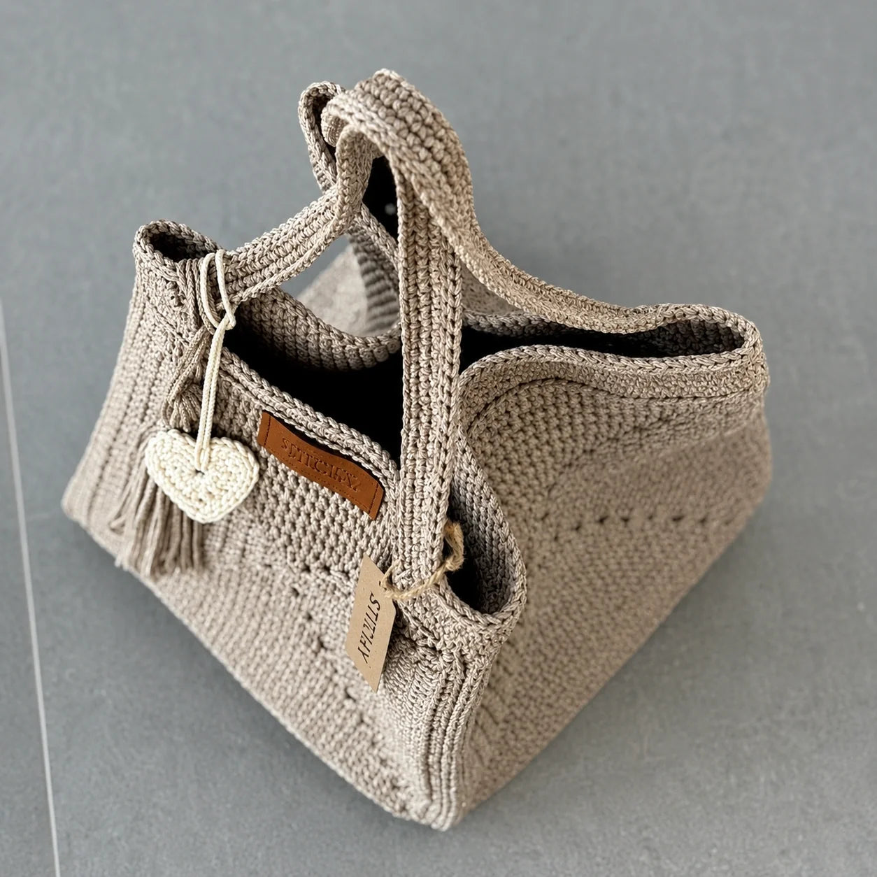 Granny Five Tote Häkelanleitung – Geräumige Granny-Square-Tasche als PDF