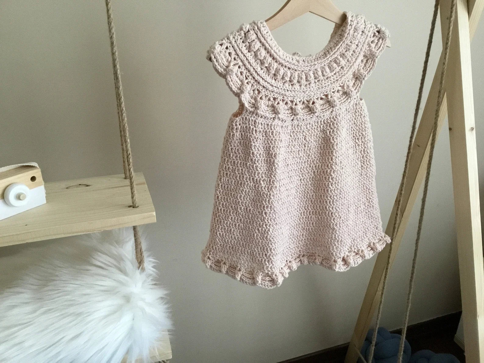 Moonpetal Baby-Kleid Häkelanleitung – PDF-Anleitung