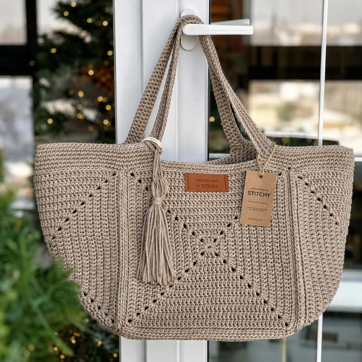 Granny Five Tote Häkelanleitung – Geräumige Granny-Square-Tasche als PDF