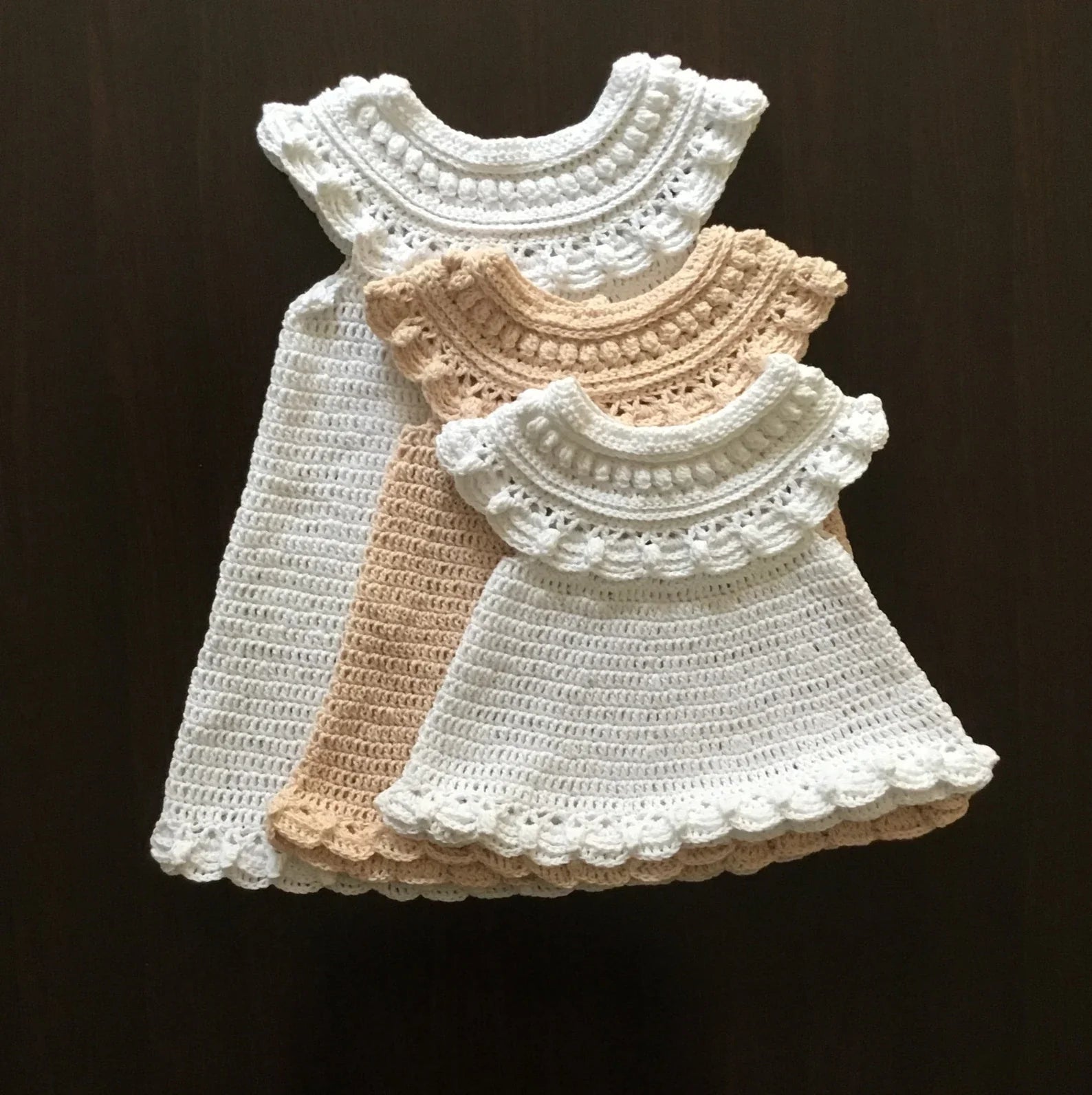 Moonpetal Baby-Kleid Häkelanleitung – PDF-Anleitung