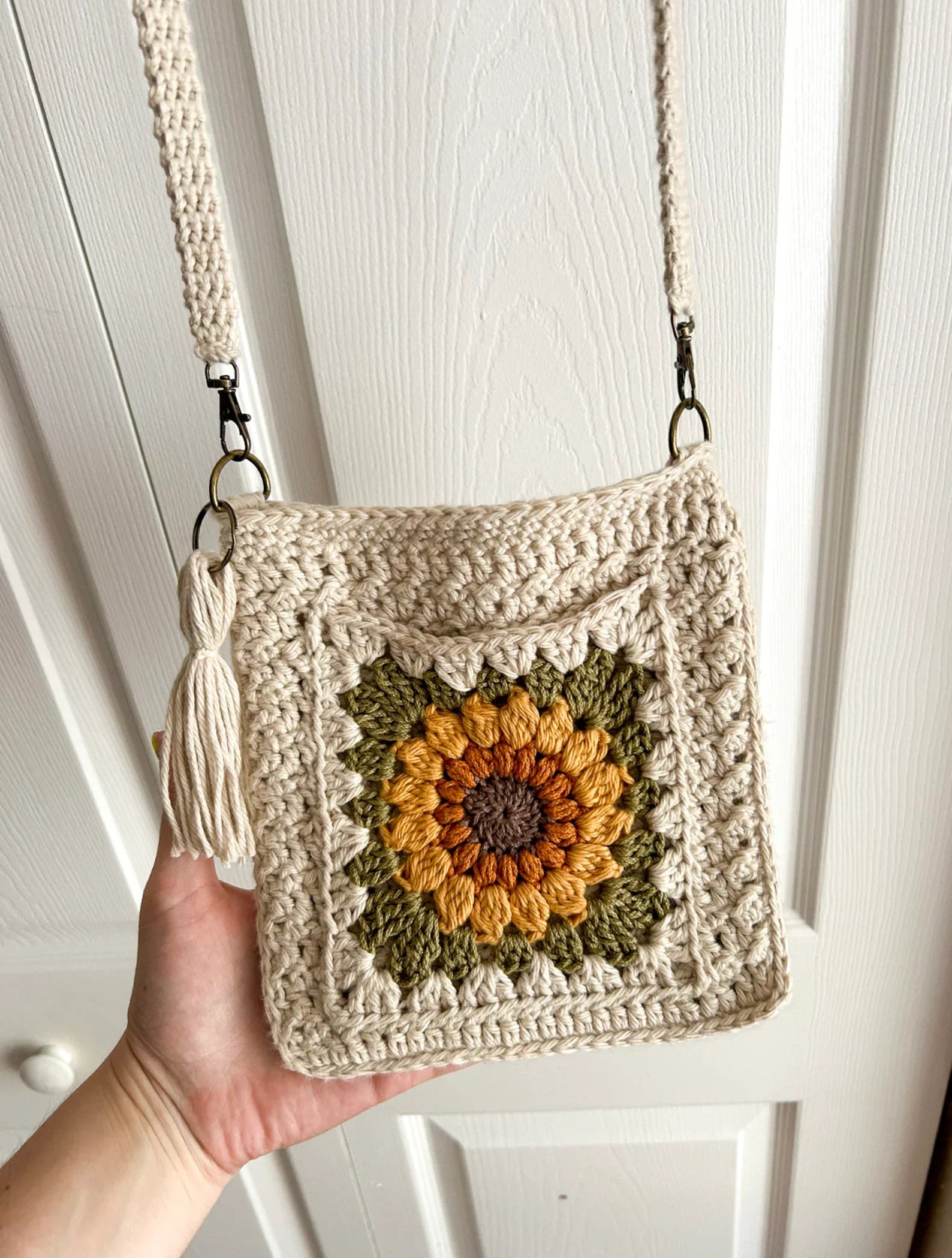 Sonnenblumen Granny Square Tasche – Digitale PDF-Häkelanleitung für Crossbody Bag