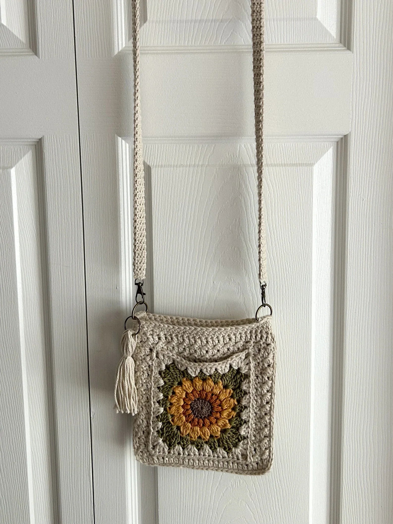 Sonnenblumen Granny Square Tasche – Digitale PDF-Häkelanleitung für Crossbody Bag