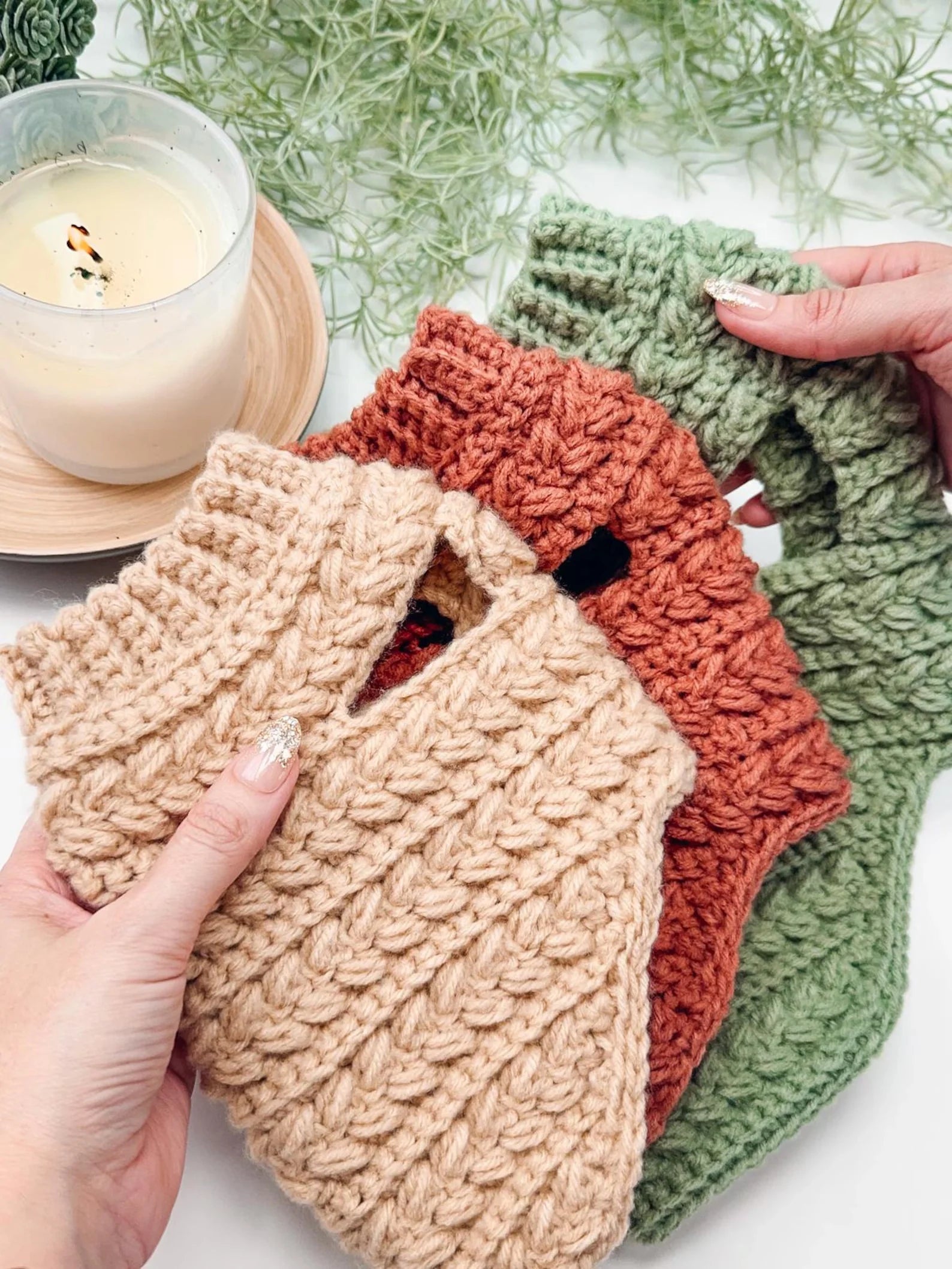 Hundepullover Häkelanleitung PDF + Video – Top-Down Pullover für Hunde in 8 Größen